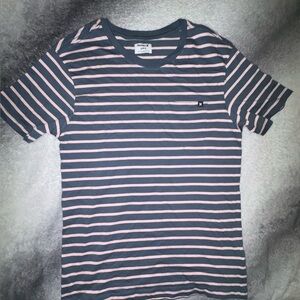 (B1) NWOT Hurley Gray Pink Striped Pocket Casual Lifestyle T-Shirt S